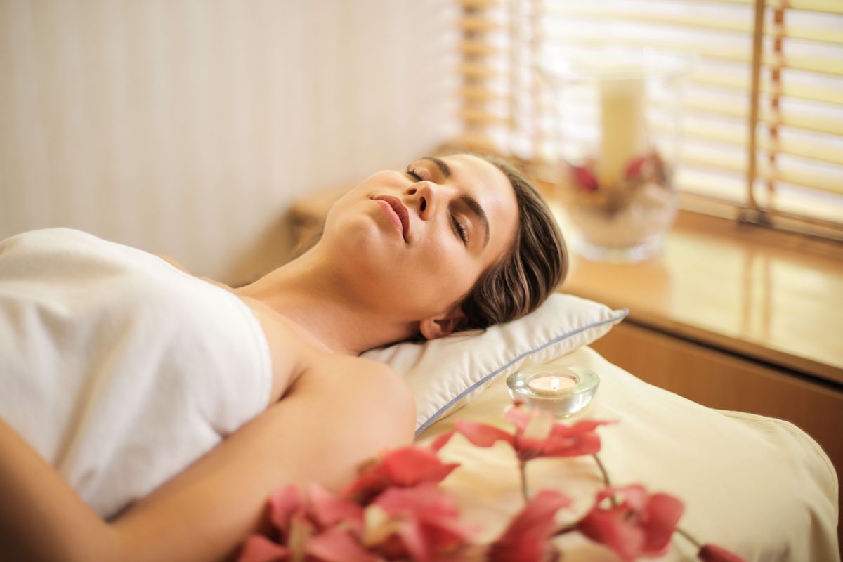 Tu rincón de bienestar en casa: 4 pasos respaldados por la ciencia para crear tu santuario sensorial